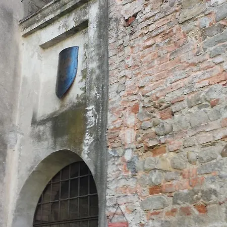 La Torretta - Cerreto Grue Oda ve Kahvaltı 4*