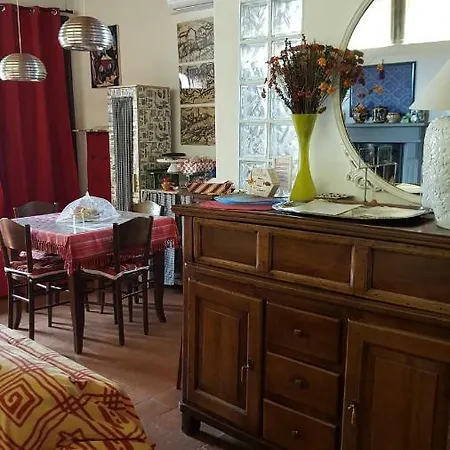 La Torretta - Cerreto Grue Bed & Breakfast